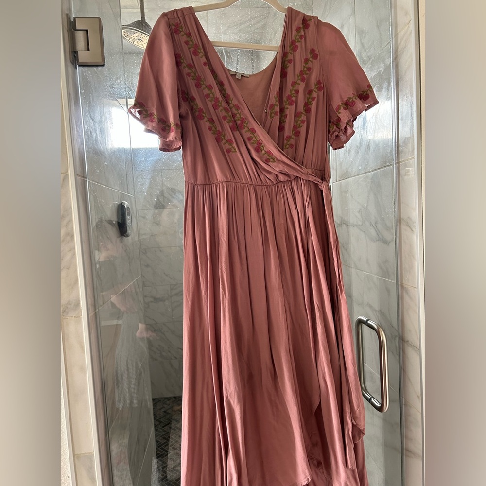 High-Low Nursing Friendly Maxi Dress